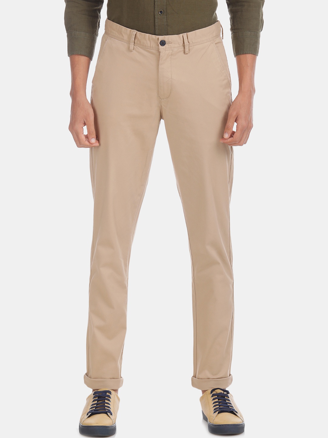 

Arrow Sport Men Beige Slim Fit Solid Regular Trousers