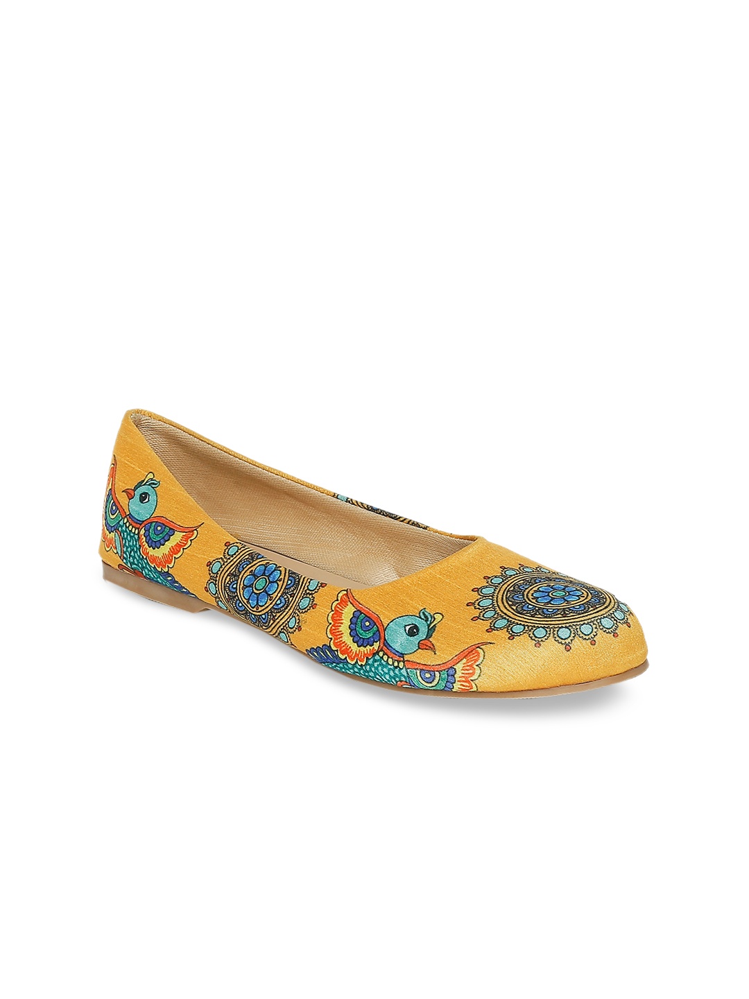 

Kanvas Women Yellow Printed Ballerinas