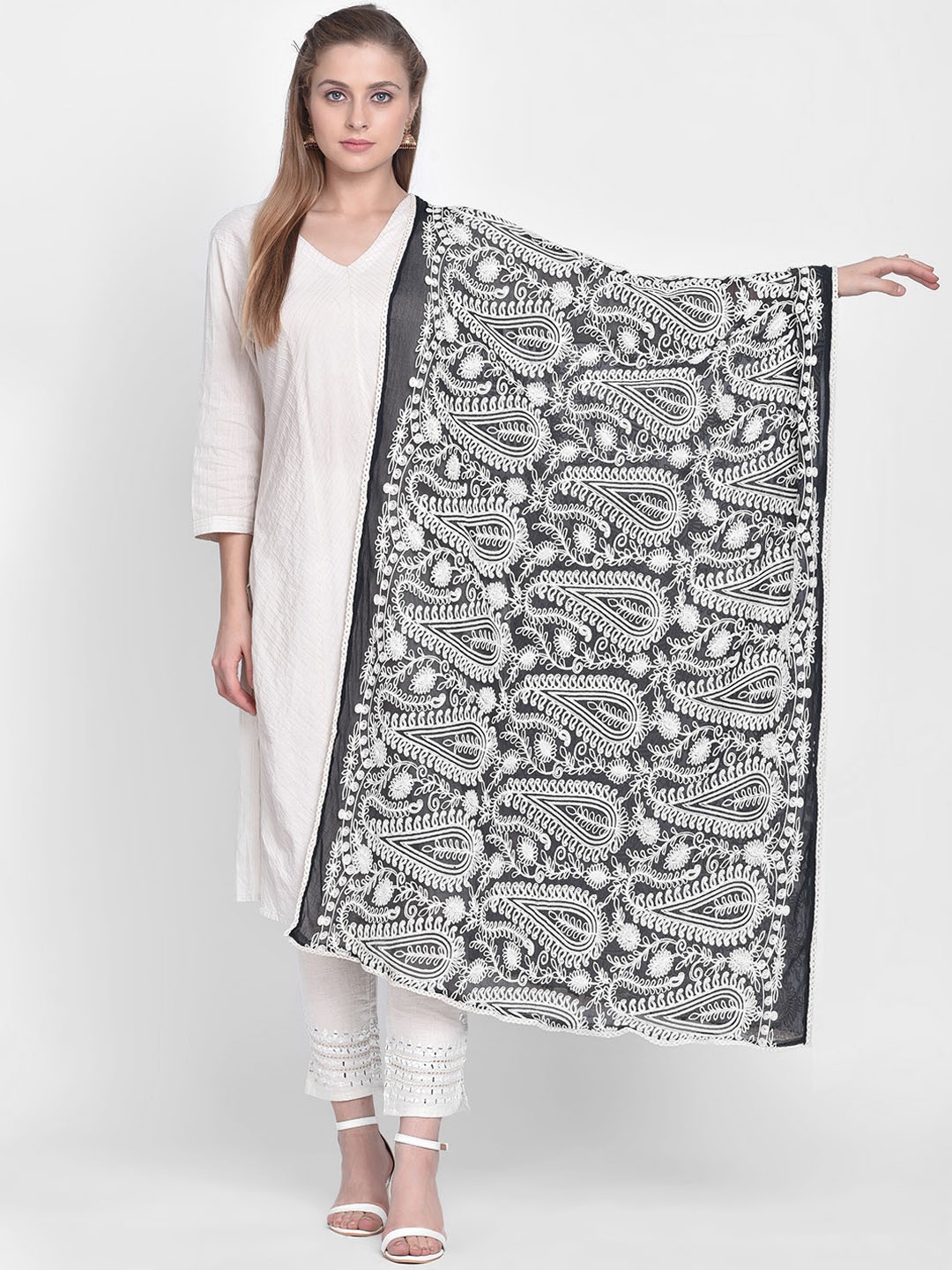 

Dupatta Bazaar Black & White Embroidered Dupatta