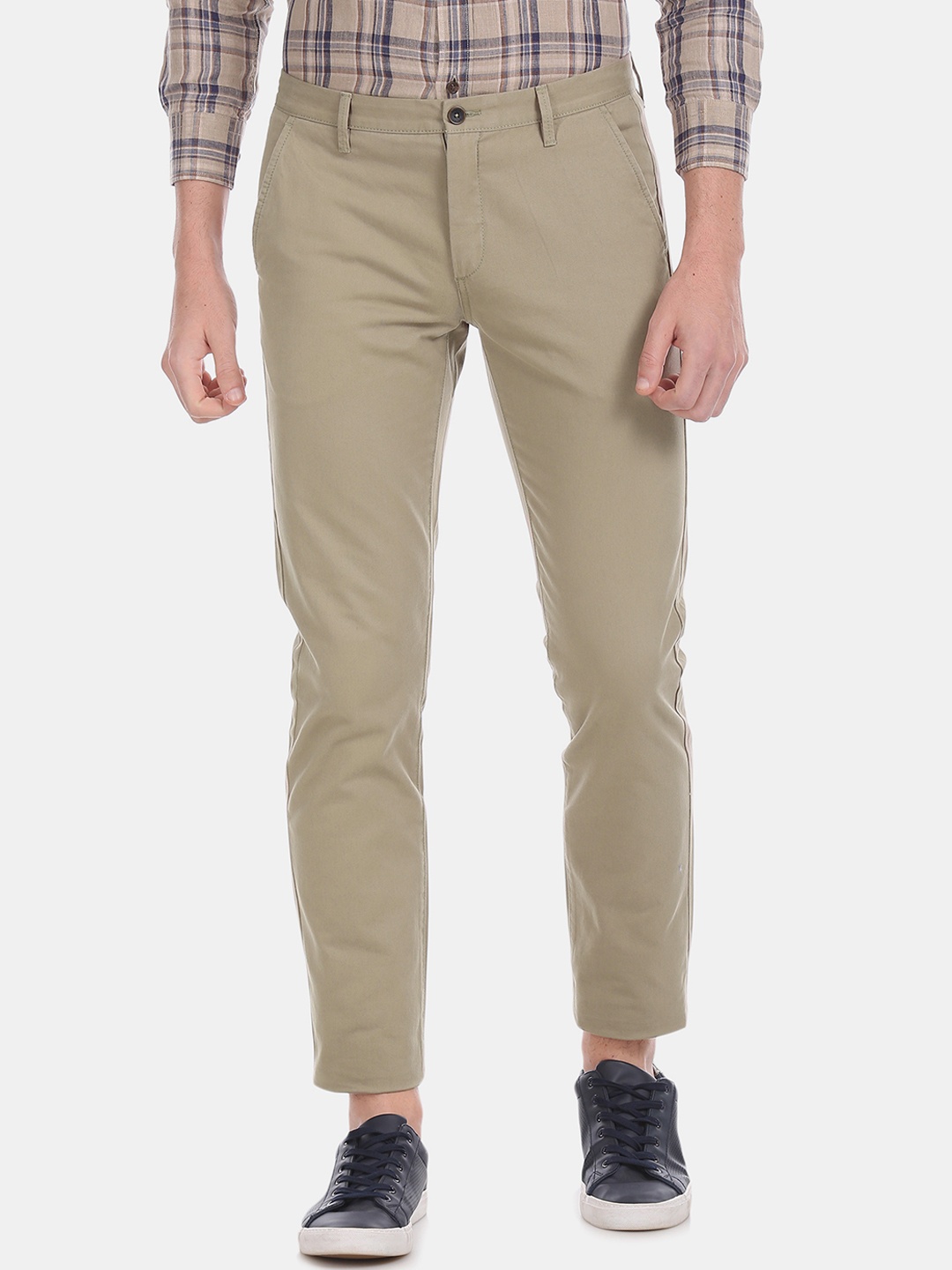 

Arrow Sport Men Khaki Slim Fit Solid Regular Trousers