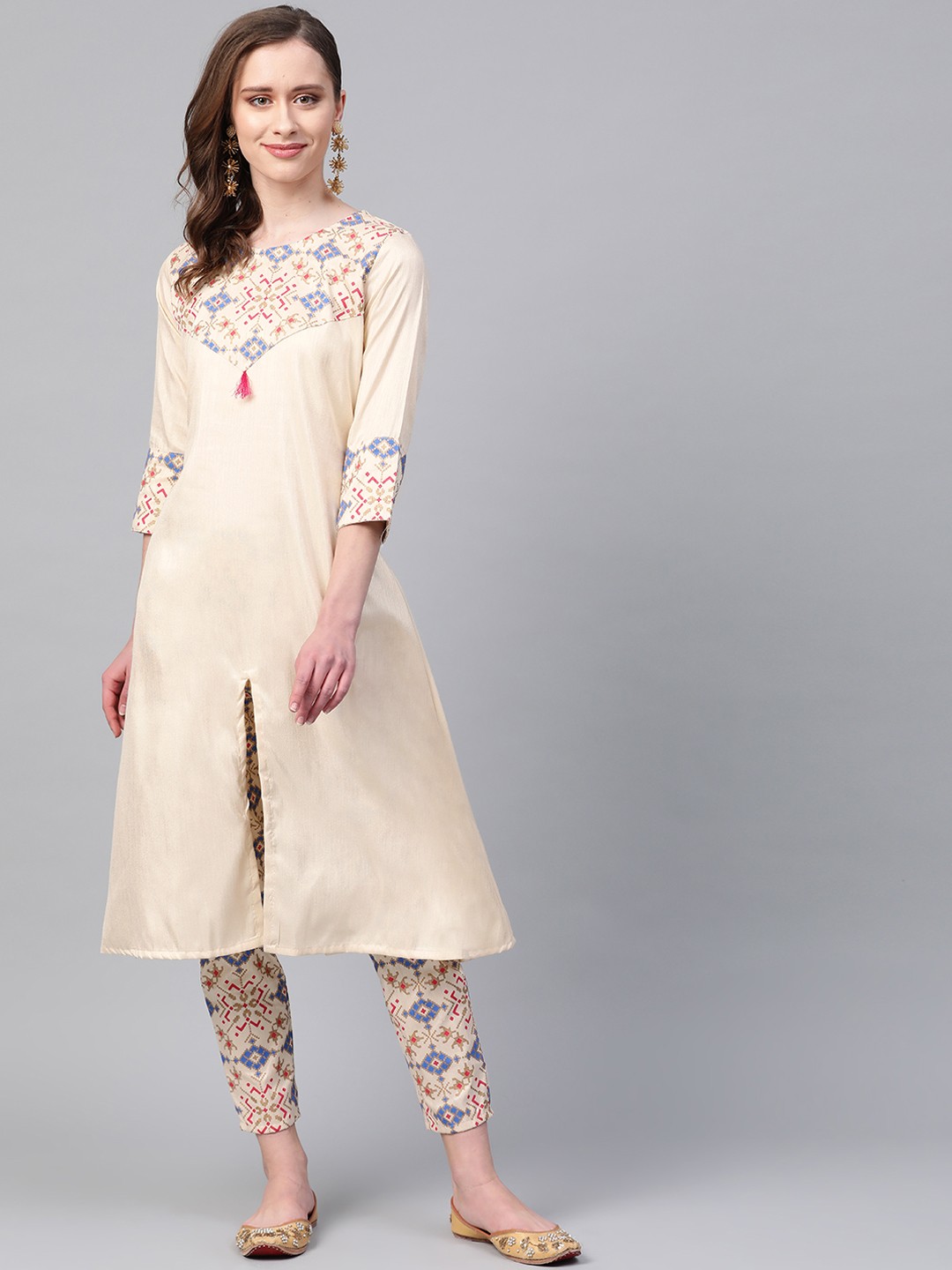 

ZIYAA Women Cream-Coloured & Blue Printed Straight Kurta