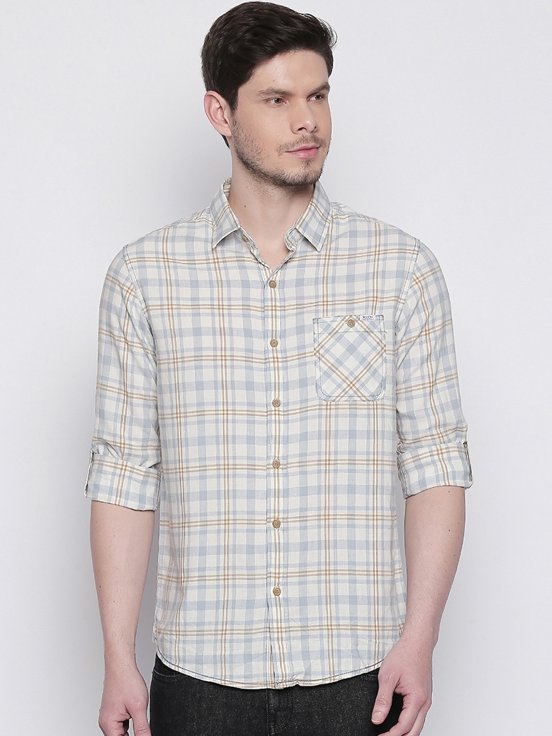 

Mufti Men Off-White & Blue Slim Fit Checked Casual Shirt