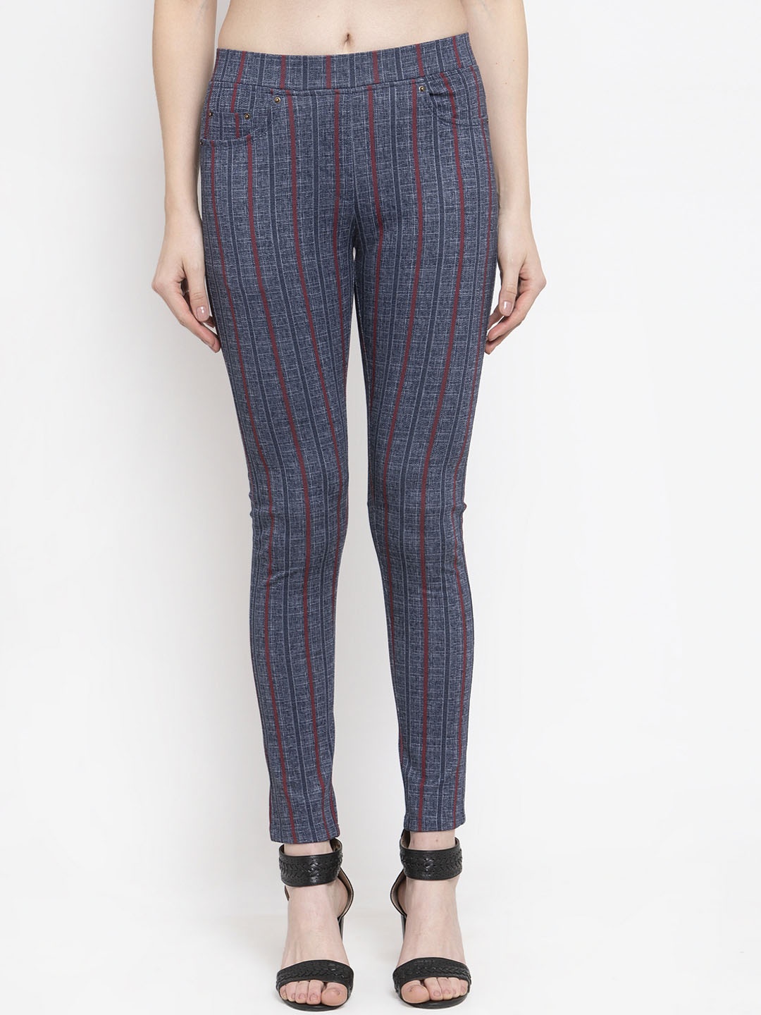 

Westwood Women Navy Blue & Maroon Checked Slim-Fit Treggings