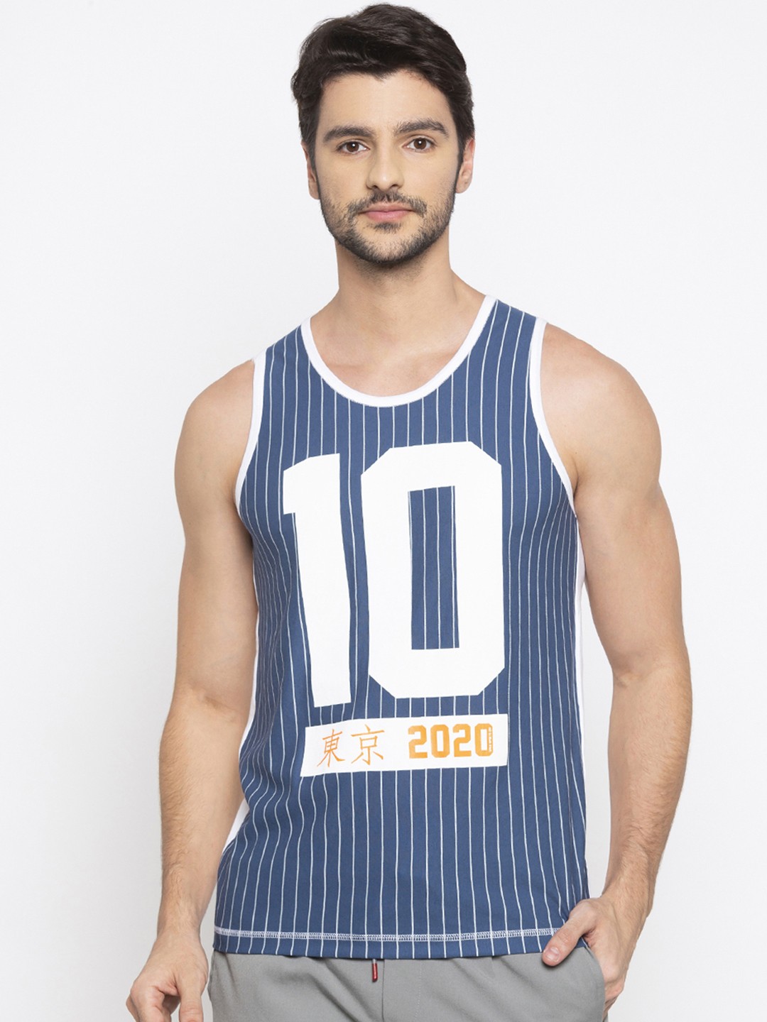 

SPYKAR Men Blue & White Printed Round Neck T-shirt