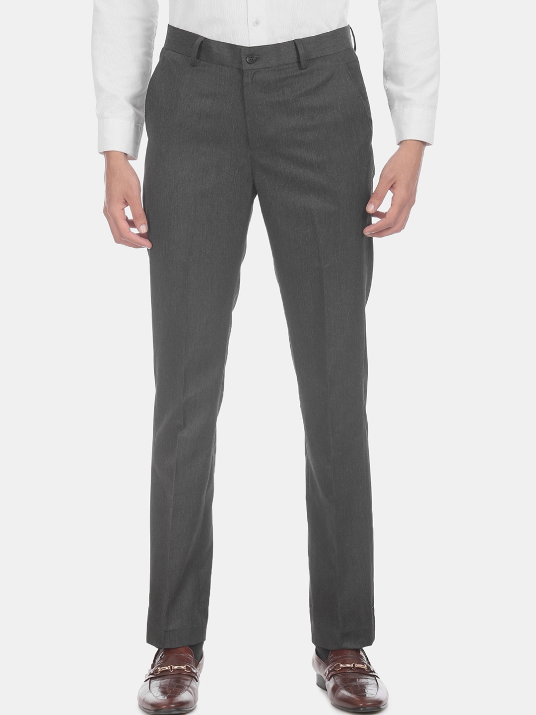 

Excalibur Men Grey Slim Fit Solid Regular Trousers