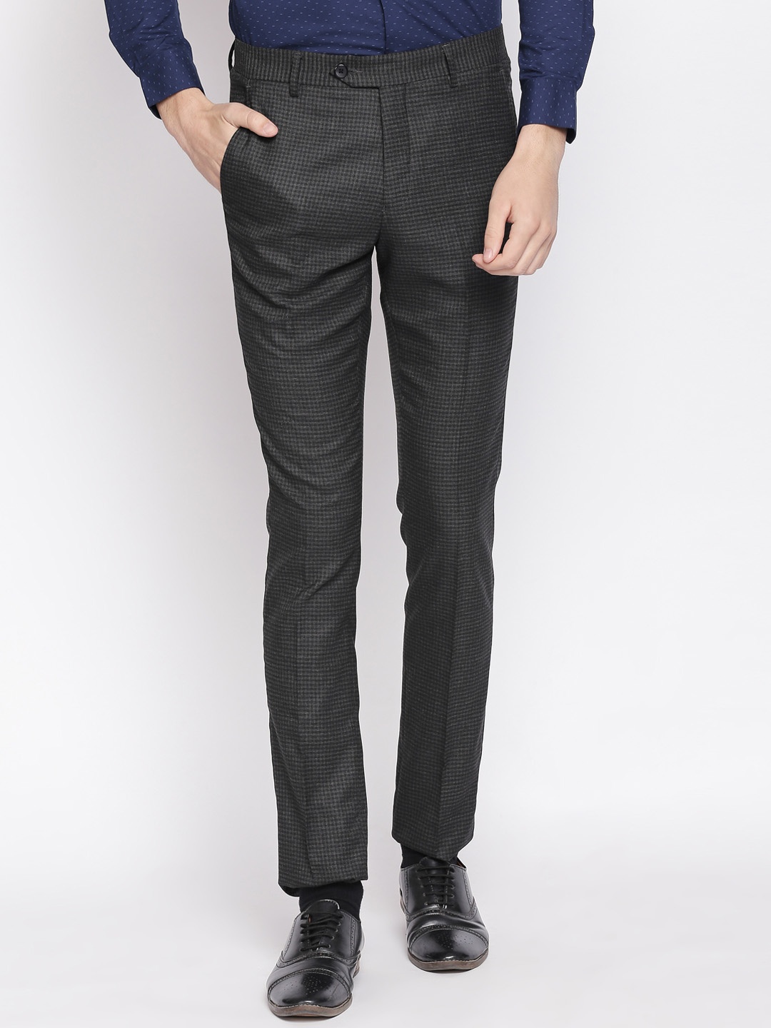 

RICHARD PARKER by Pantaloons Men Grey Slim Fit Checked Formal Trousers