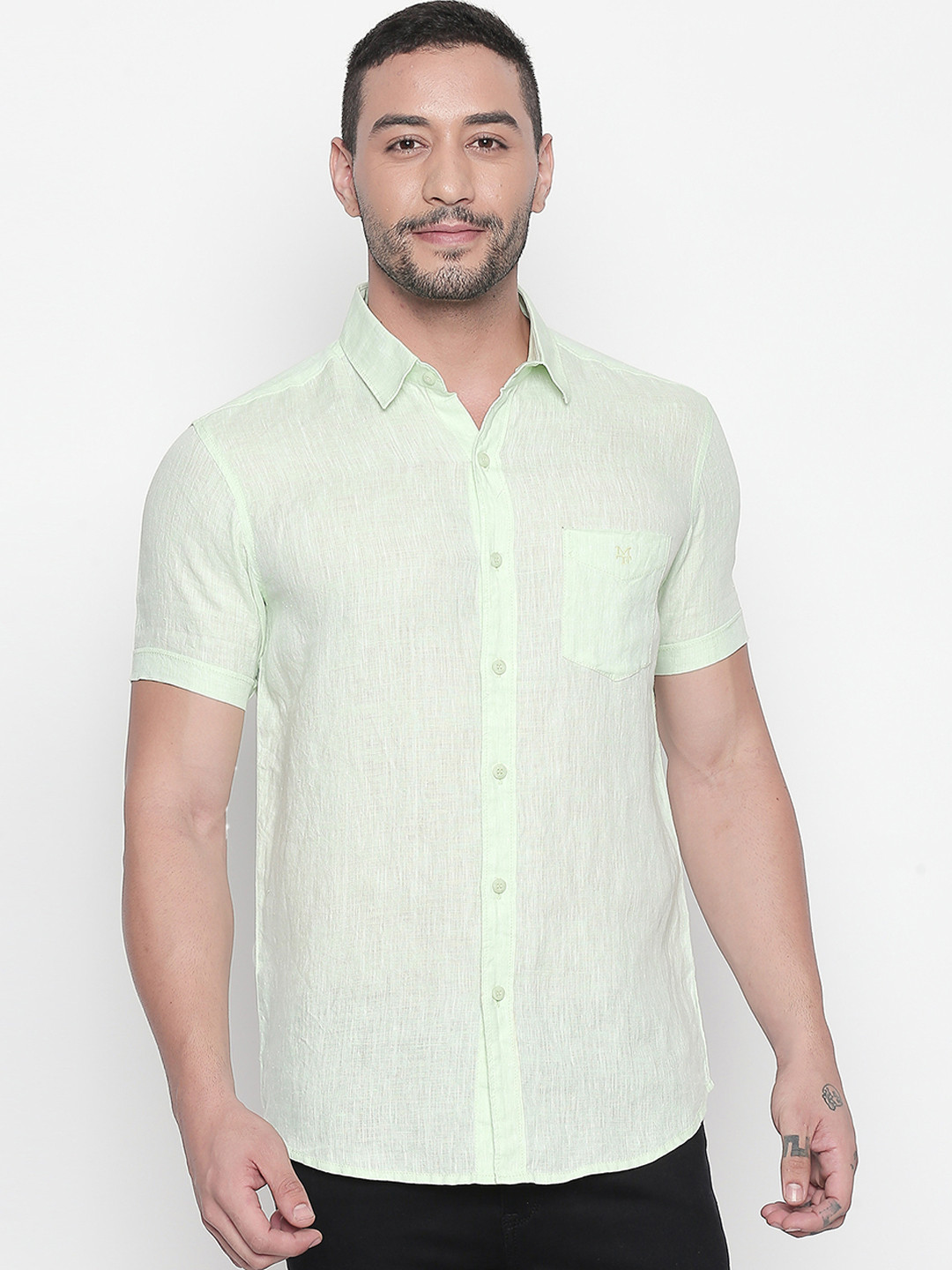 

Mufti Men Green Slim Fit Solid Casual Linen Shirt