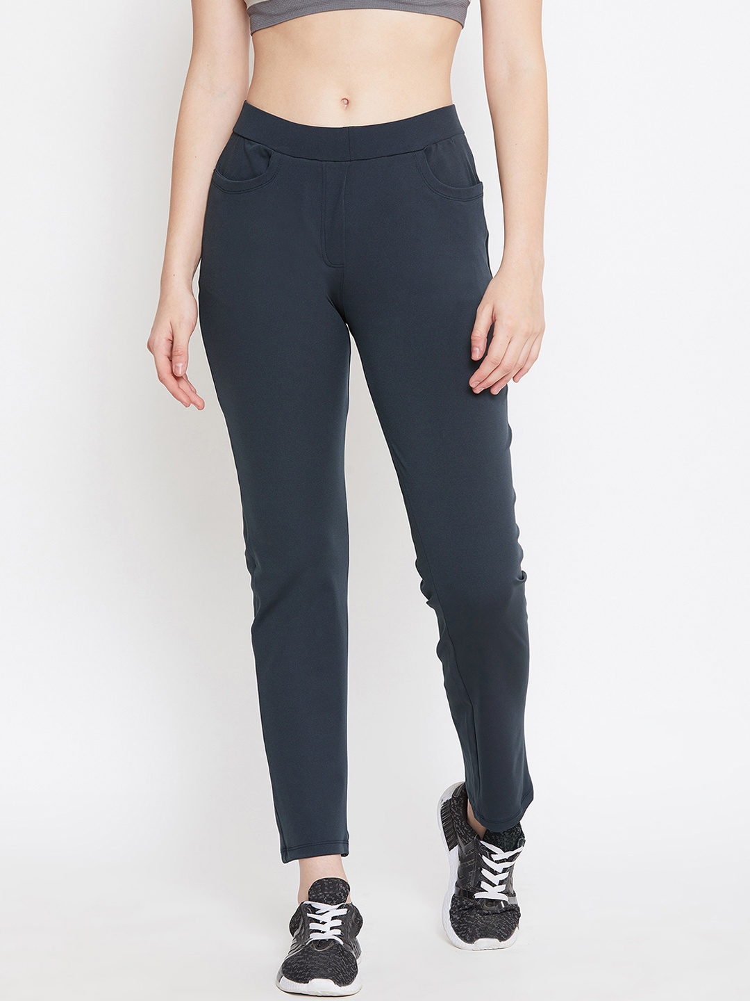 

PERFKT-U Women Grey Solid Straight-Fit Track Pants