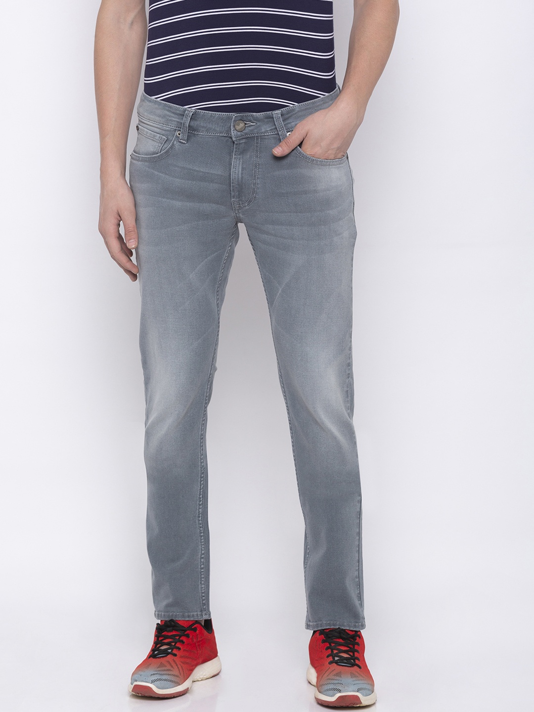

SPYKAR Men Grey Skinny Fit Low-Rise Clean Look Jeans