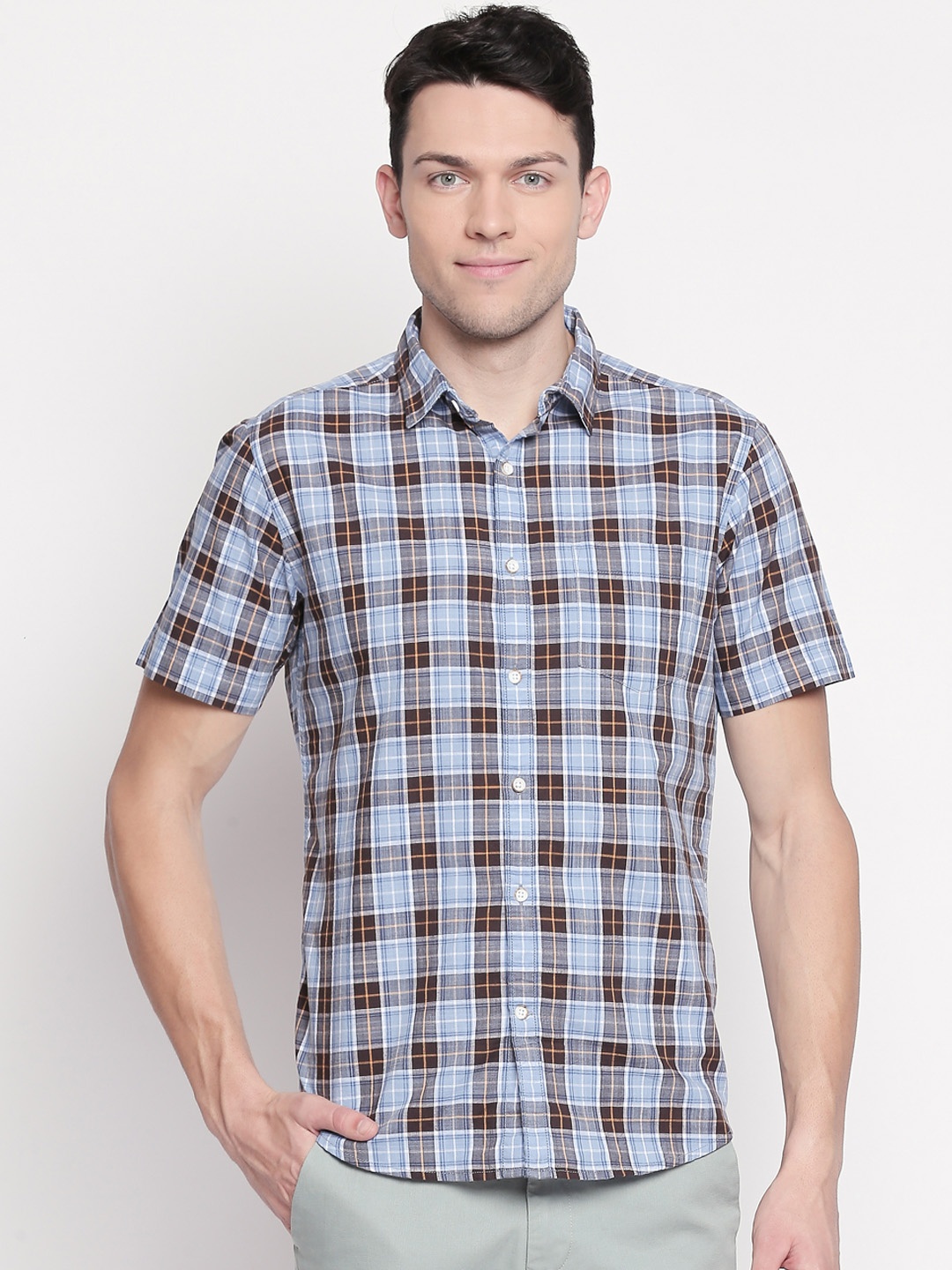 

BYFORD by Pantaloons Men Blue & Brown Regular Fit Checked Casual Shirt