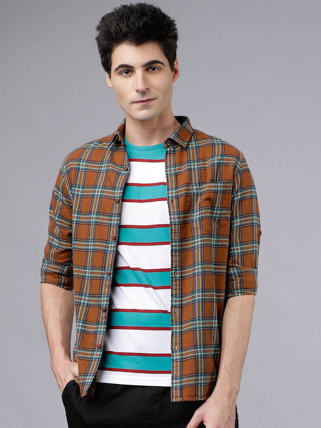 

LOCOMOTIVE Men Brown & Navy Blue Slim Fit Checked Casual Shirt