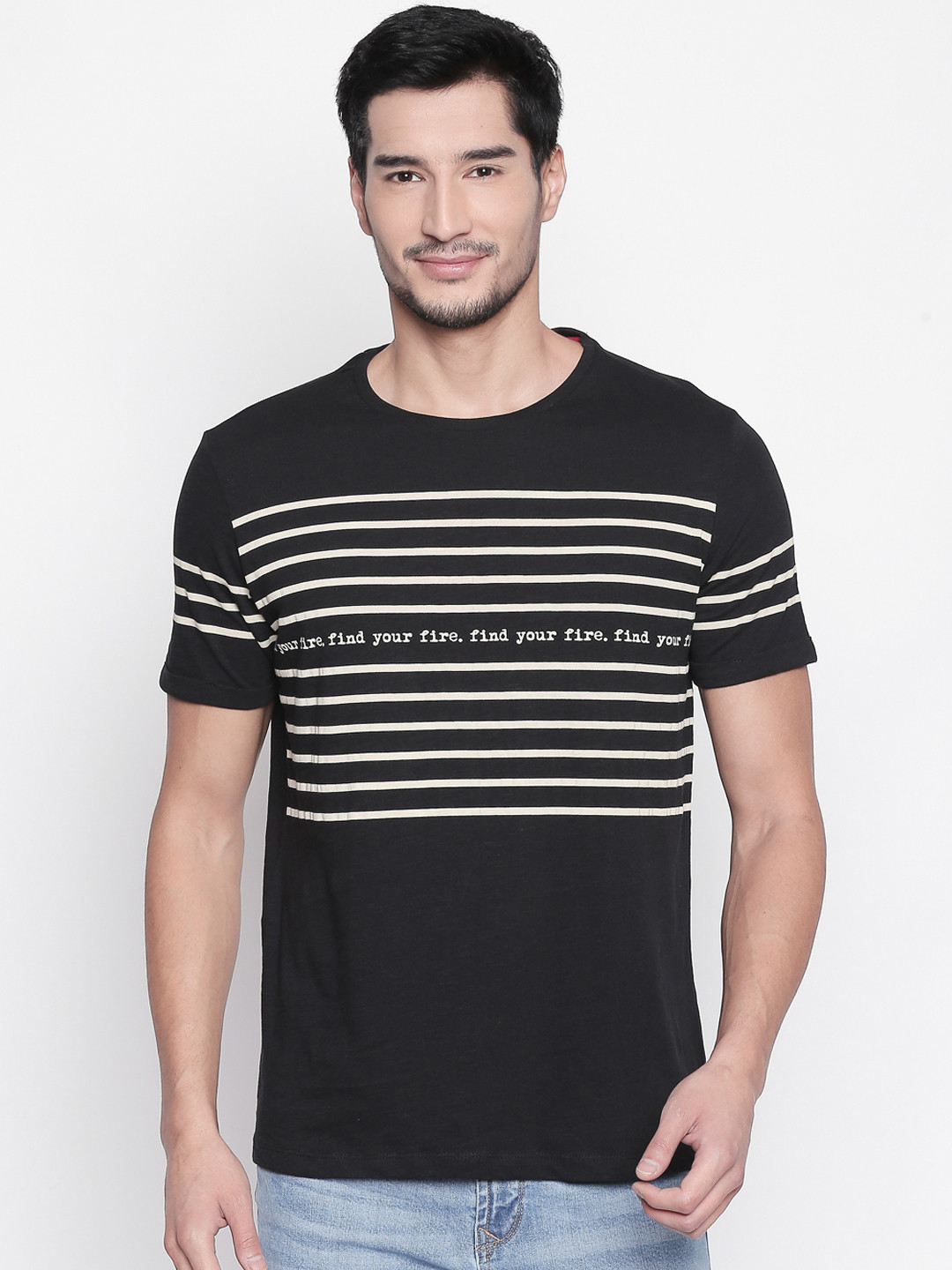 

SF JEANS by Pantaloons Men Black White Slim Fit Printed Round Neck Pure Cotton T-shirt