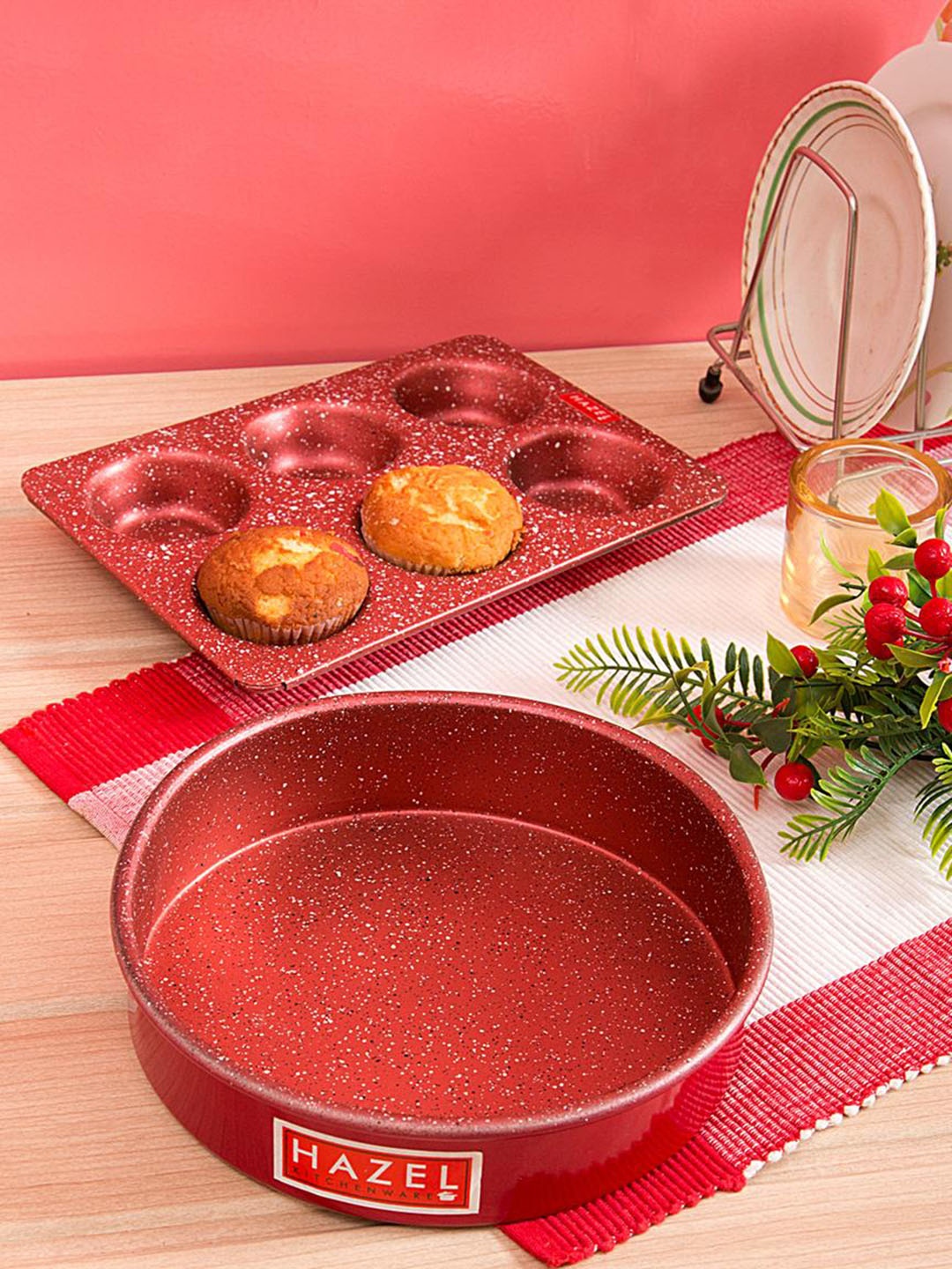 

HAZEL Red Aluminium Non-Stick Microwave Safe Large Mould With Muffin Tray
