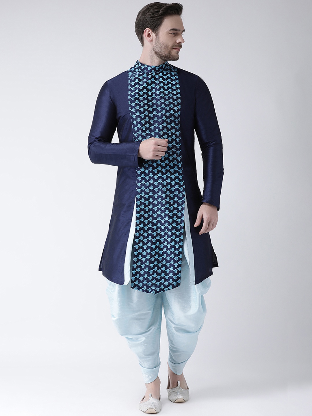 

DEYANN Men Blue Printed Kurta with Patiala
