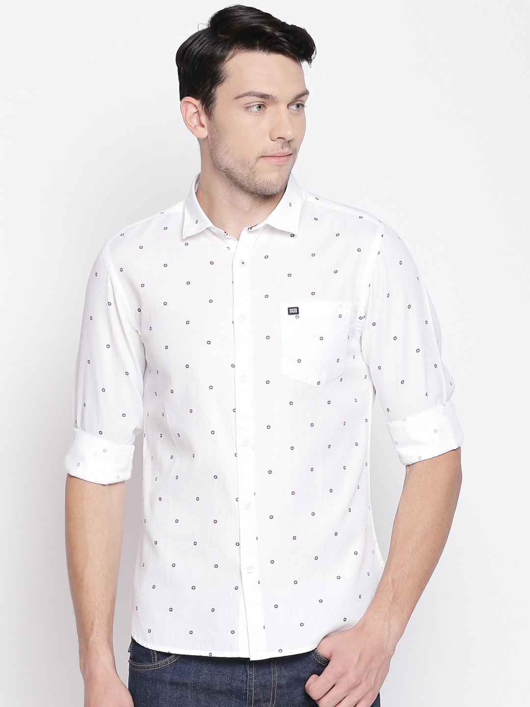 

BYFORD by Pantaloons Men Off-White Slim Fit Printed Casual Shirt