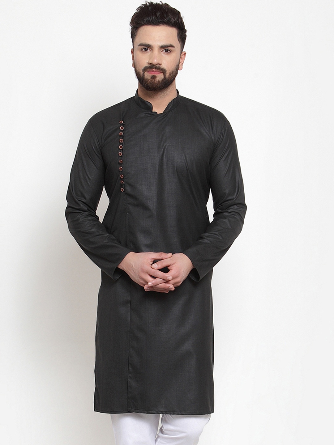 

Jompers Men Black Solid Straight Angrakha Kurta