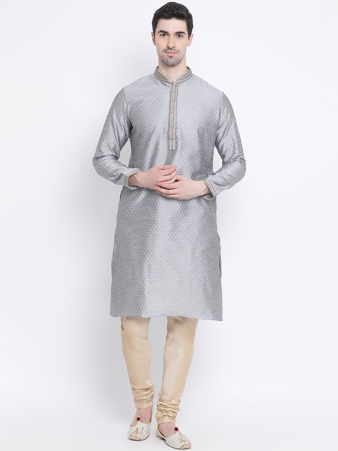 

Sanwara Men Silver-Toned Woven Design Straight Kurta