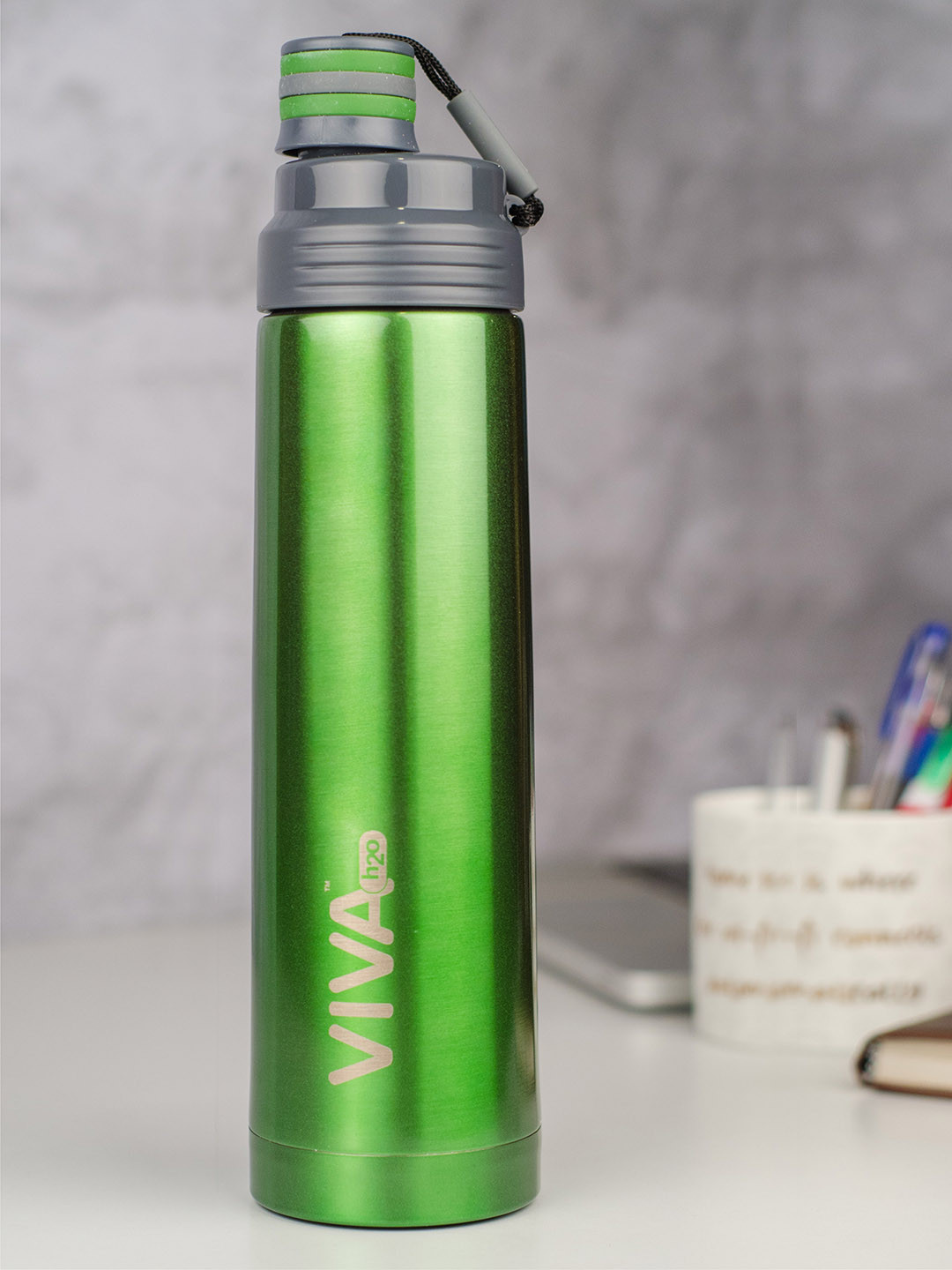 

VIVA h2o Unisex Green Double Wall Stainless Steel Vacuum Insulated Water Bottle