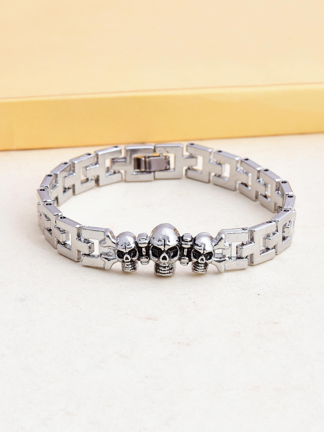 

Tistabene Men Silver-Plated Alloy Link Bracelet