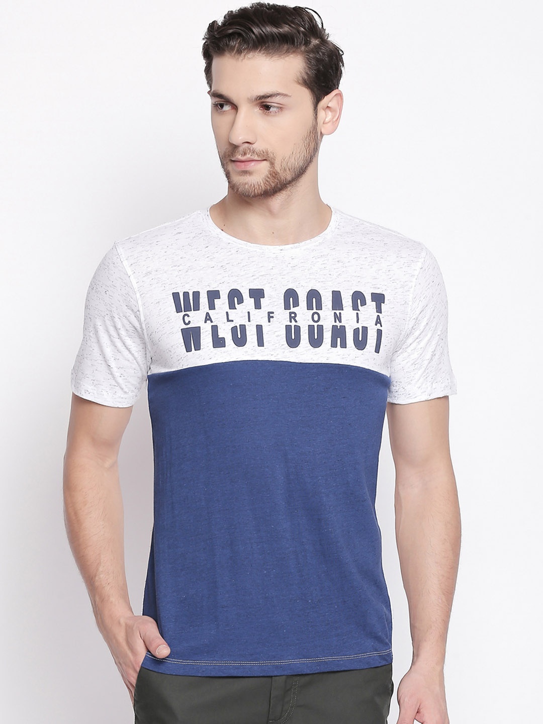 

Urban Ranger by pantaloons Men White & Blue Slim Fit Printed Round Neck T-shirt