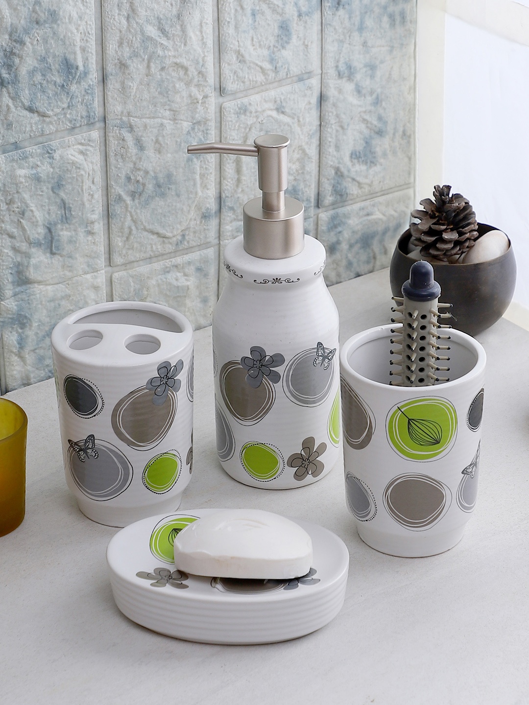 

Cortina 4-Piece White & Grey Printed Resin Bathroom Accessories
