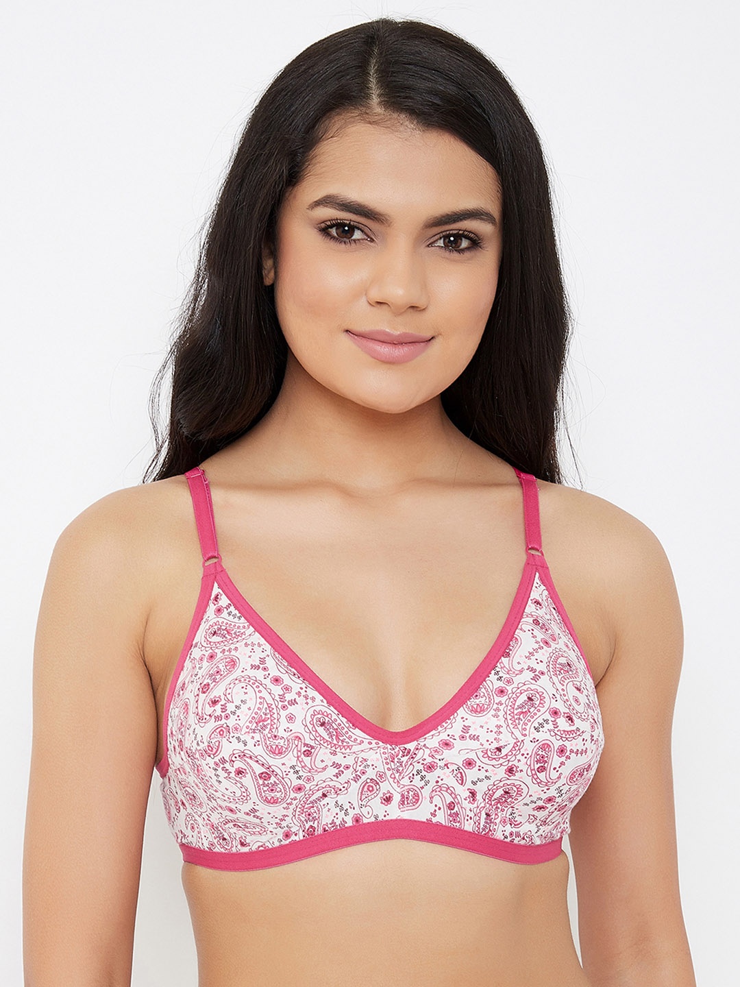 

Clovia White & Pink Printed Non-Wired Non Padded Everyday Bra BR0227T1832B