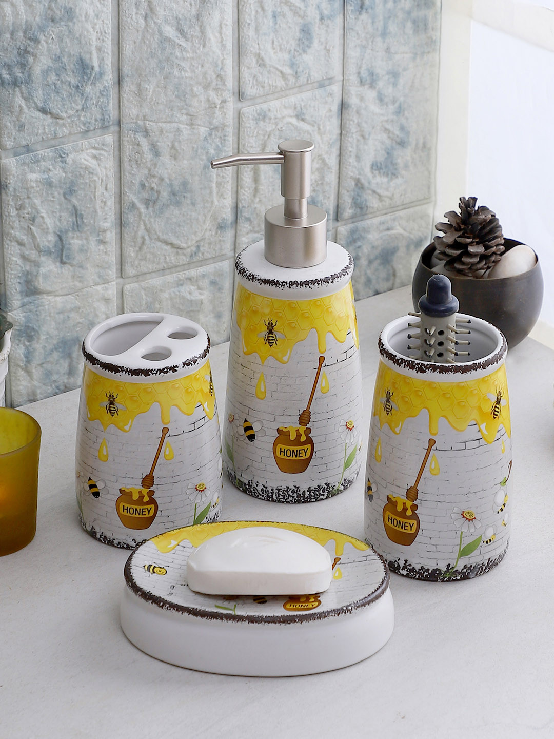 

Cortina Set Of 4 White & Yellow Printed Resin Bathroom Accessories