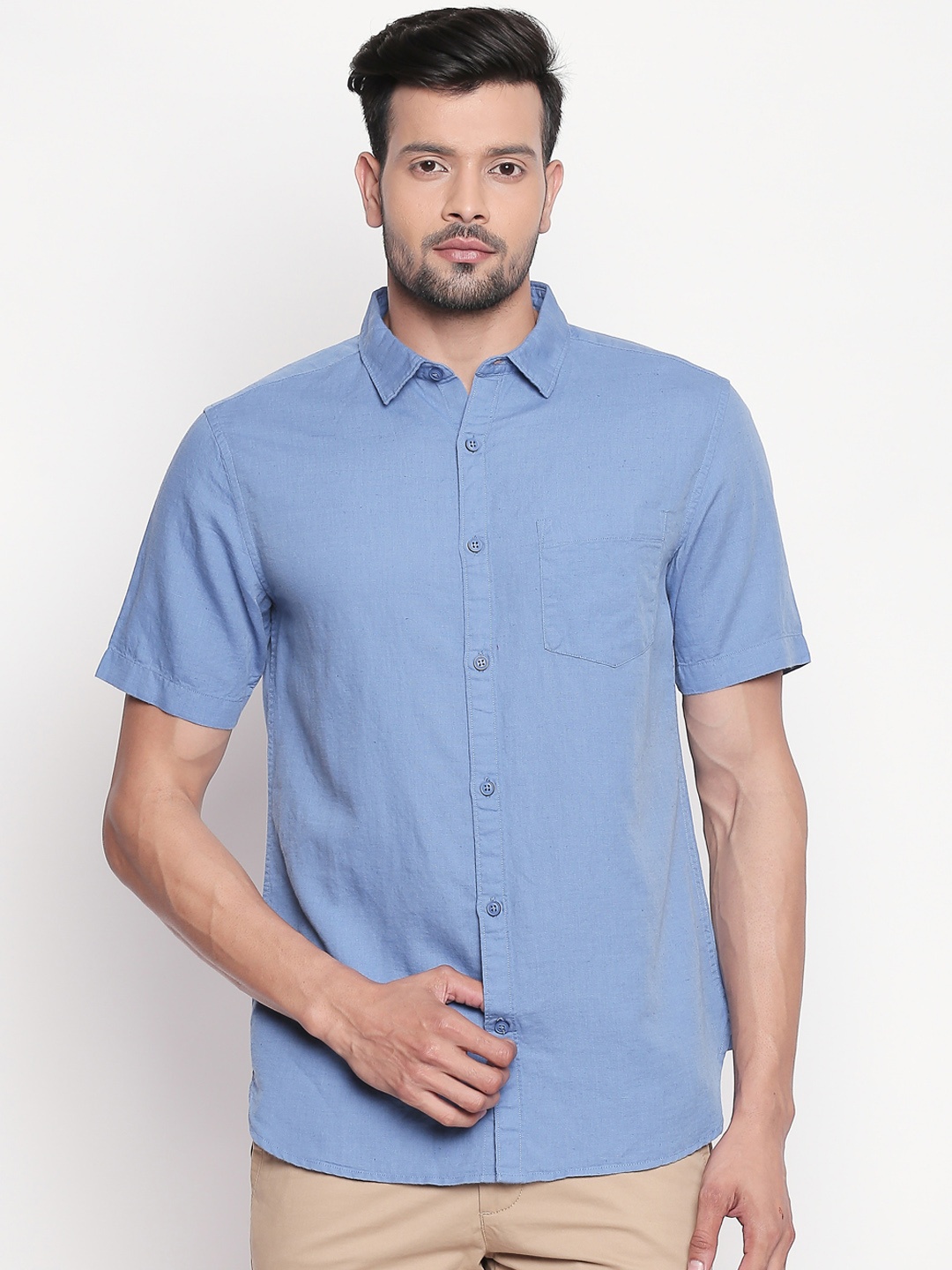 

BYFORD by Pantaloons Men Blue Regular Fit Solid Casual Shirt