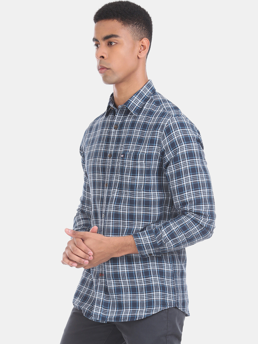 

Arrow Sport Men Blue & Grey Slim Fit Checked Casual Shirt