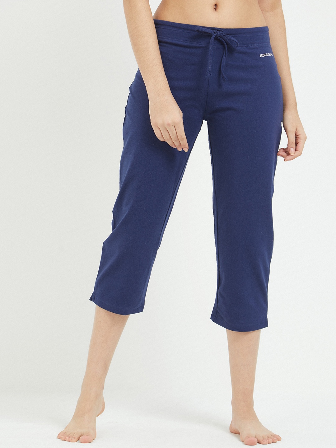 

Fruit of the loom Women Navy Blue Solid Slim Fit Intellifresh Lounge Capris