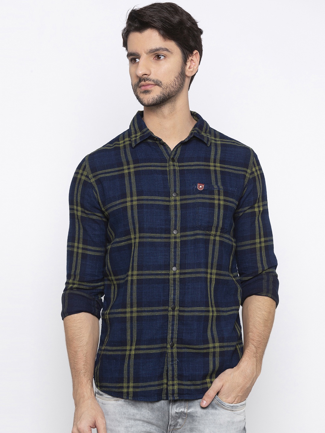 

SPYKAR Men Navy Blue & Yellow Slim Fit Checked Casual Shirt