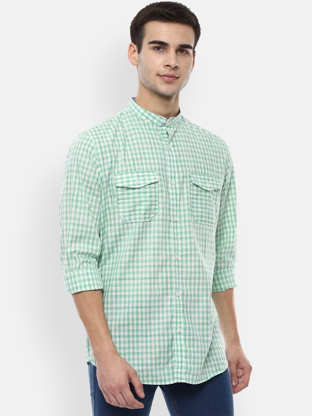 

Van Heusen Sport Men Green & White Slim Fit Checked Casual Shirt
