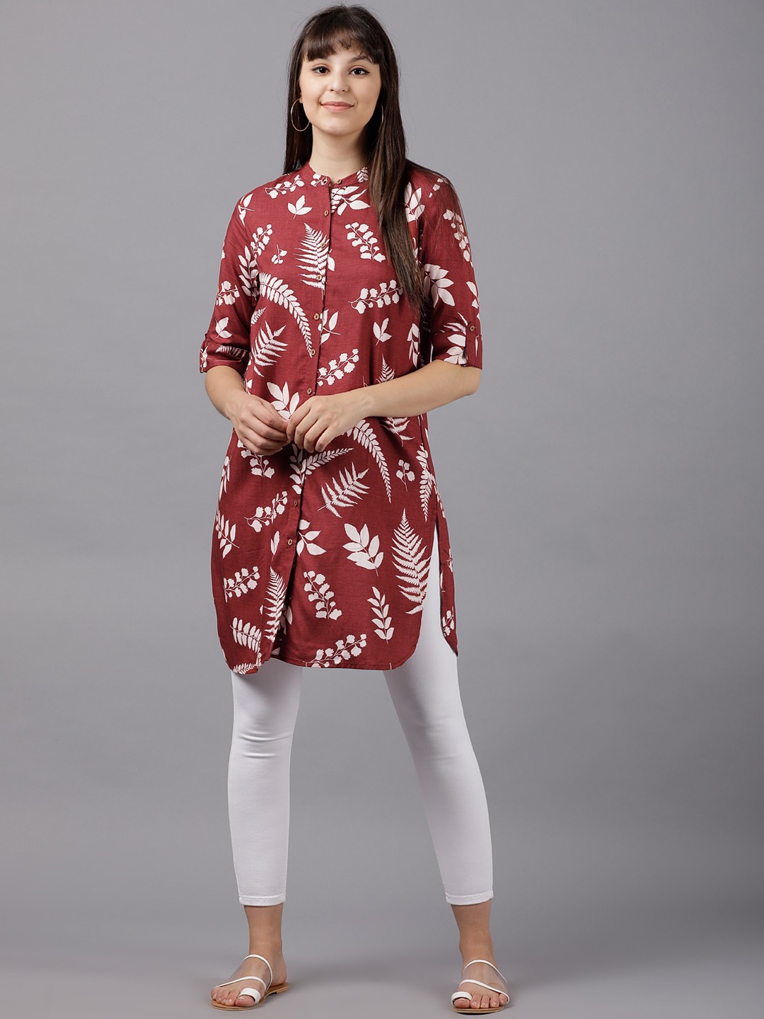 

Vishudh Women Maroon & White Printed Straight Kurta