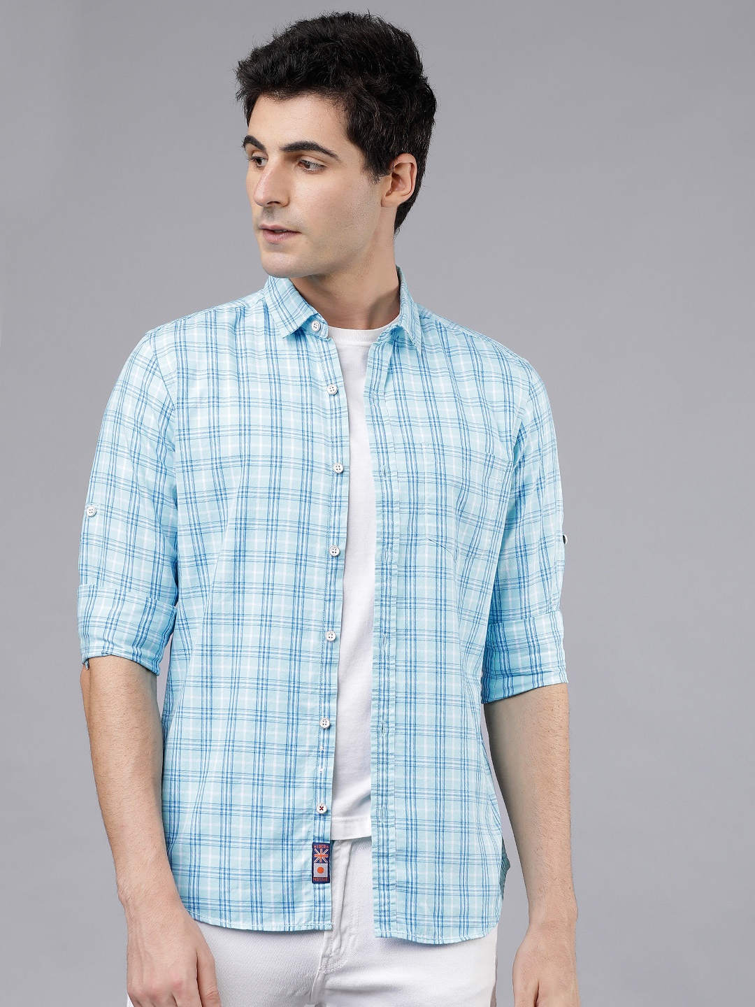 

LOCOMOTIVE Men Blue & White Slim Fit Checked Casual Shirt