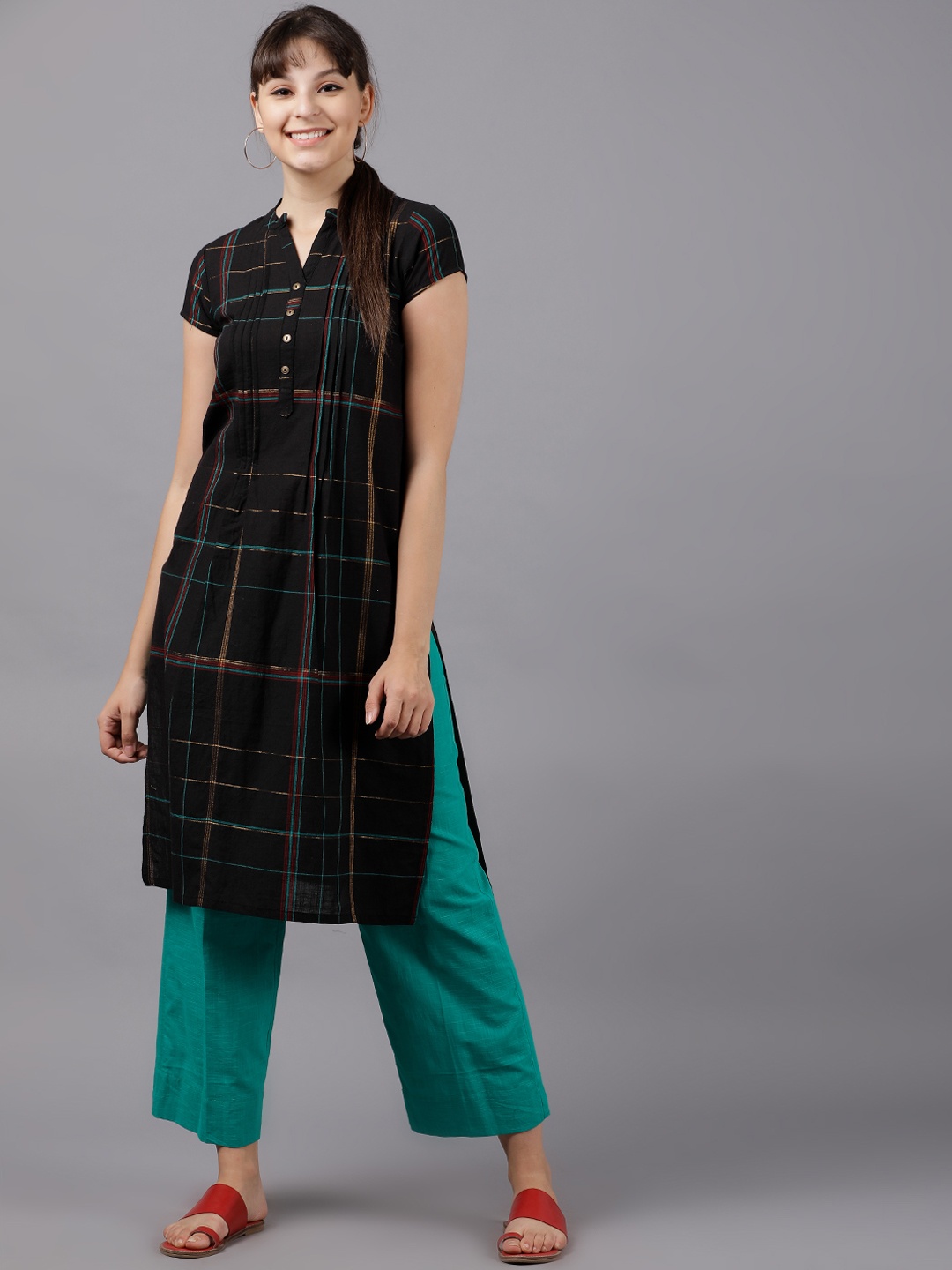 Vishudh Women Black Checked Straight Kurta