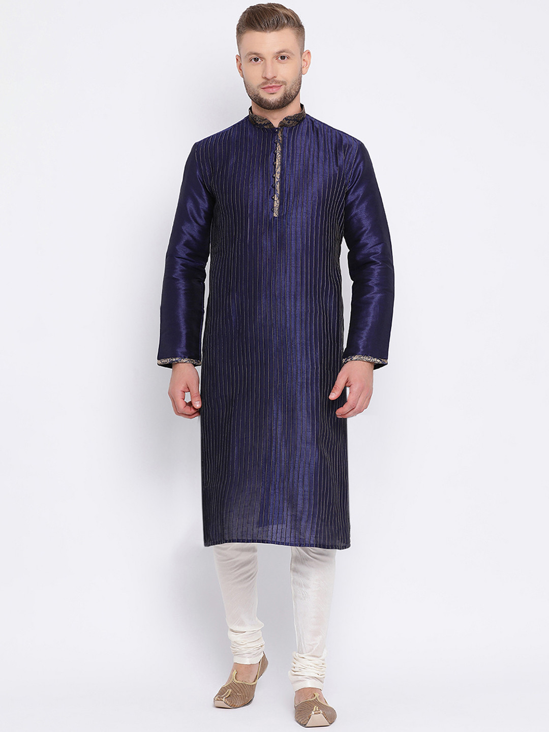 

Sanwara Men Blue & Cream-Coloured Solid Kurta with Churidar