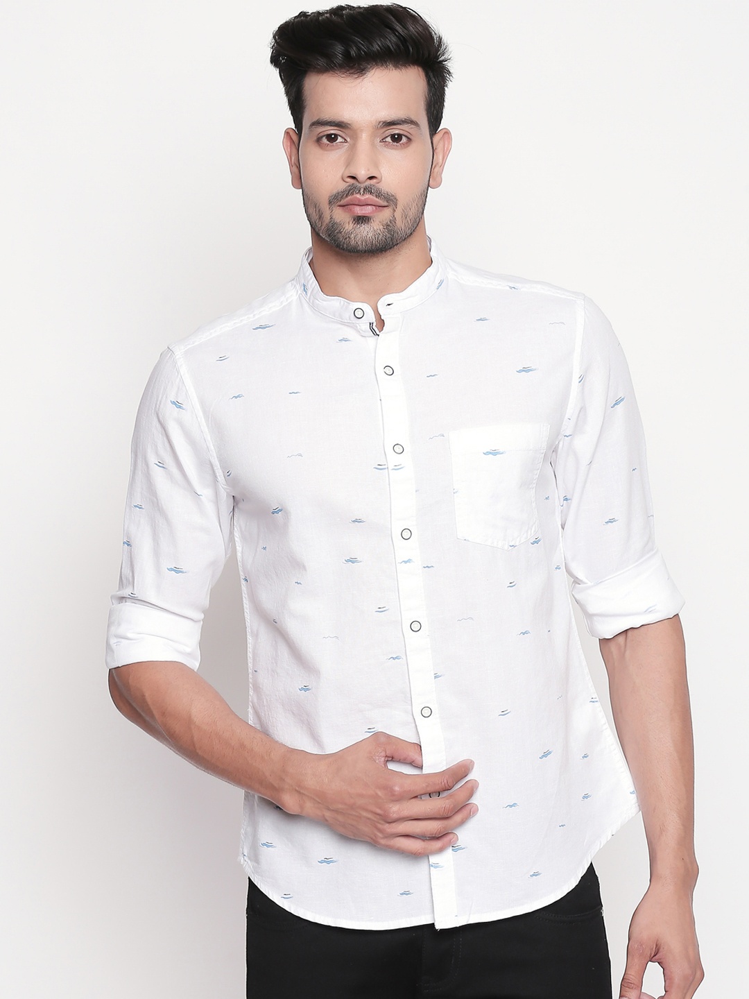 

Urban Ranger by pantaloons Men White & Blue Slim Fit Printed Casual Shirt