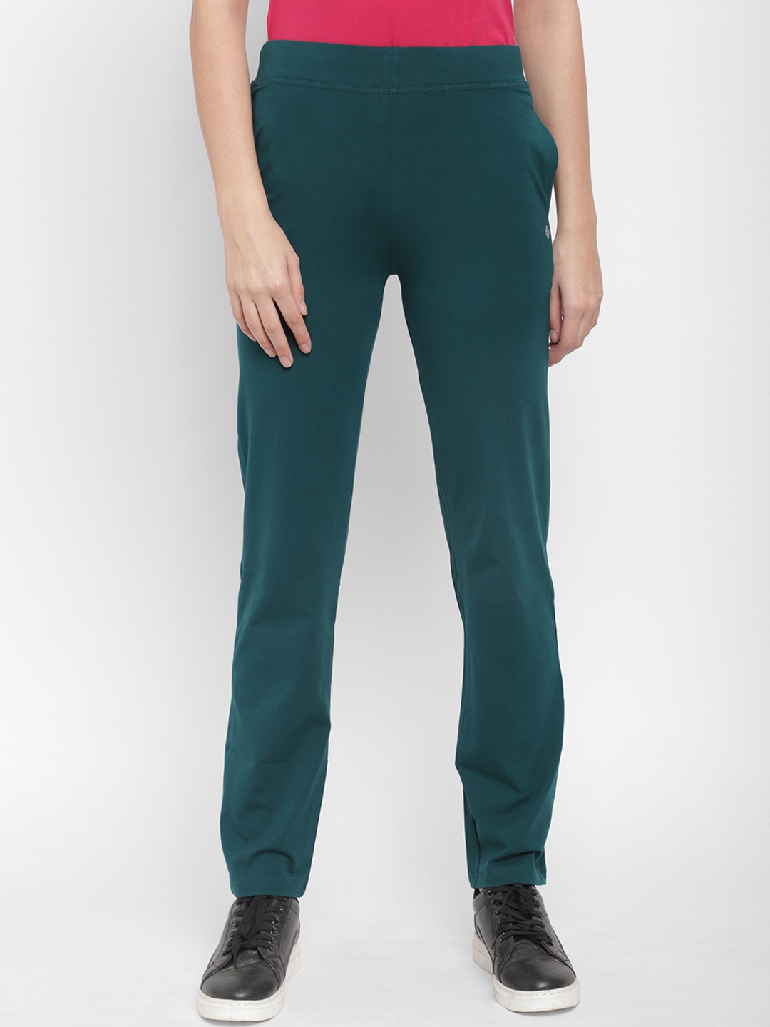 

Floret Women Teal Green Solid Slim-Fit Track Pants
