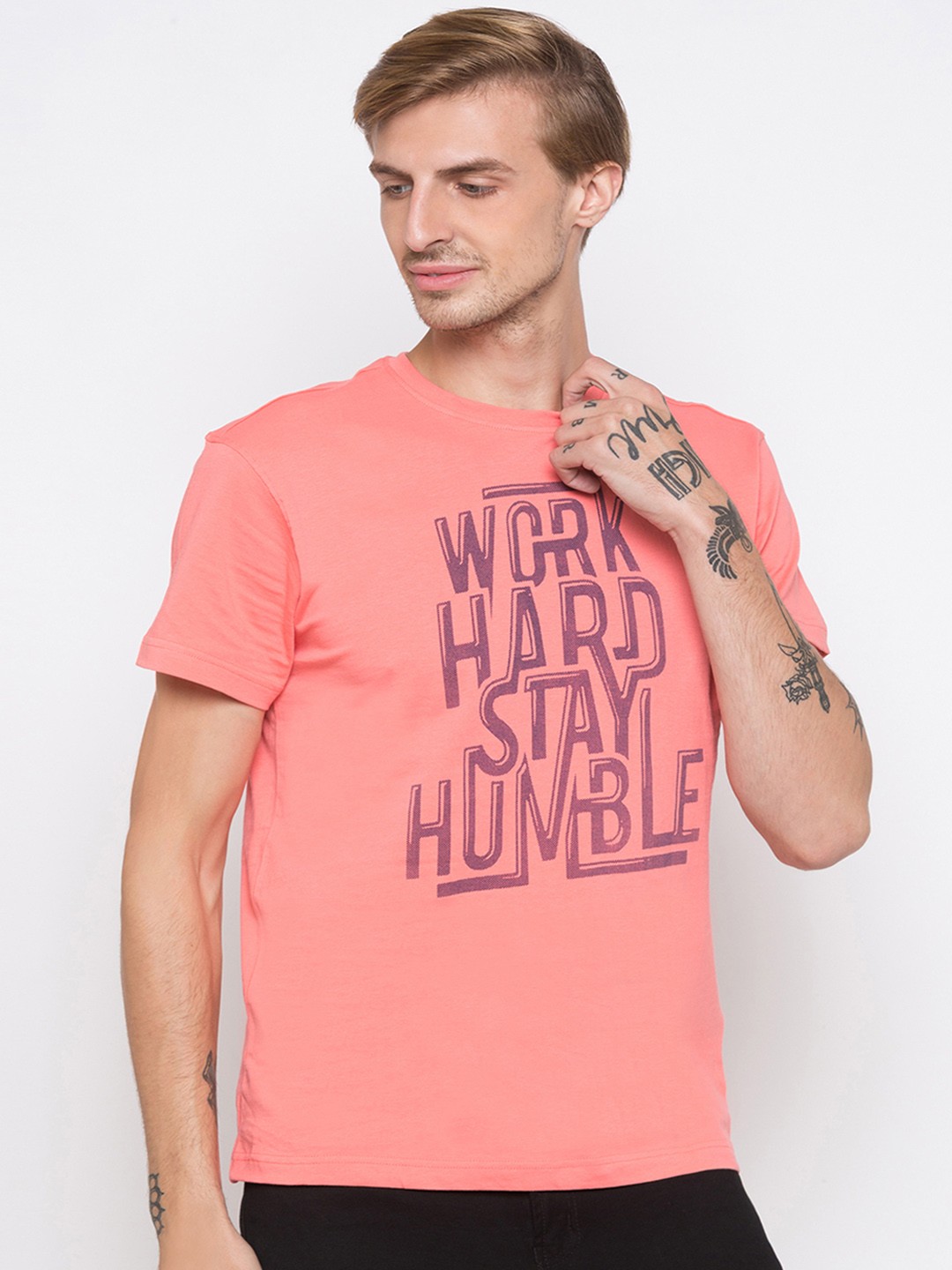 

Globus Men Coral Pink Printed Round Neck T-shirt