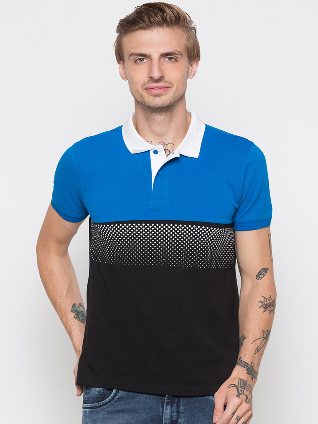

Globus Men Black & Blue Colourblocked Polo Collar T-shirt