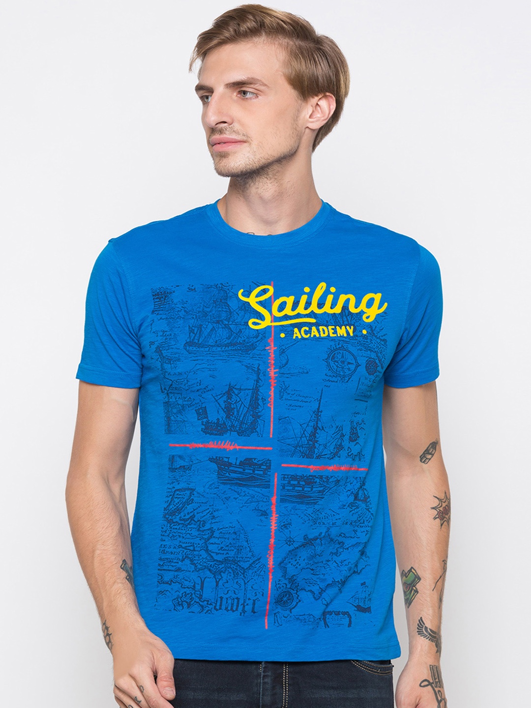

Globus Men Blue Printed Round Neck T-shirt