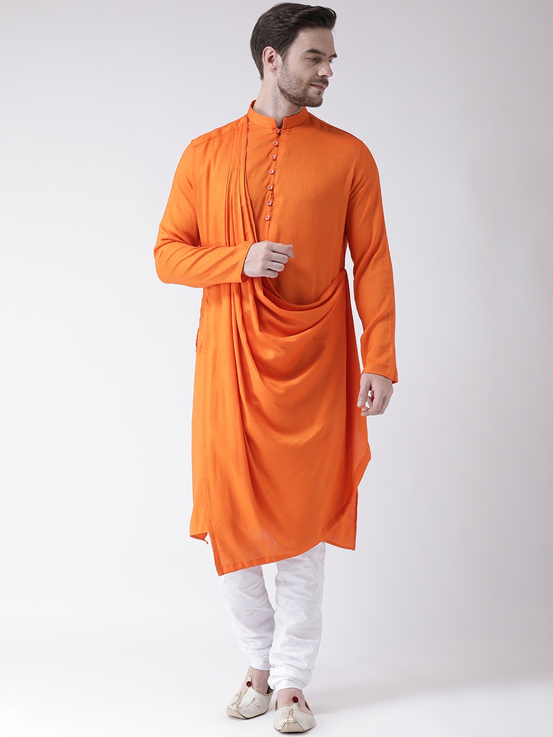 

DEYANN Men Orange Solid Straight Kurta