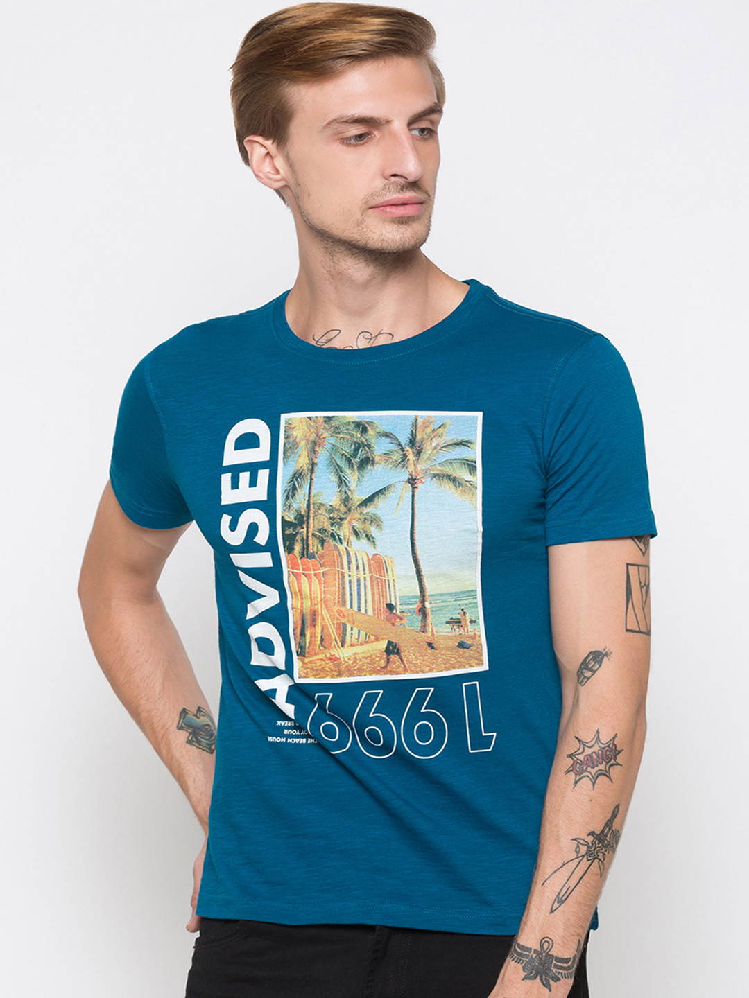 

Globus Men Blue Printed Round Neck T-shirt