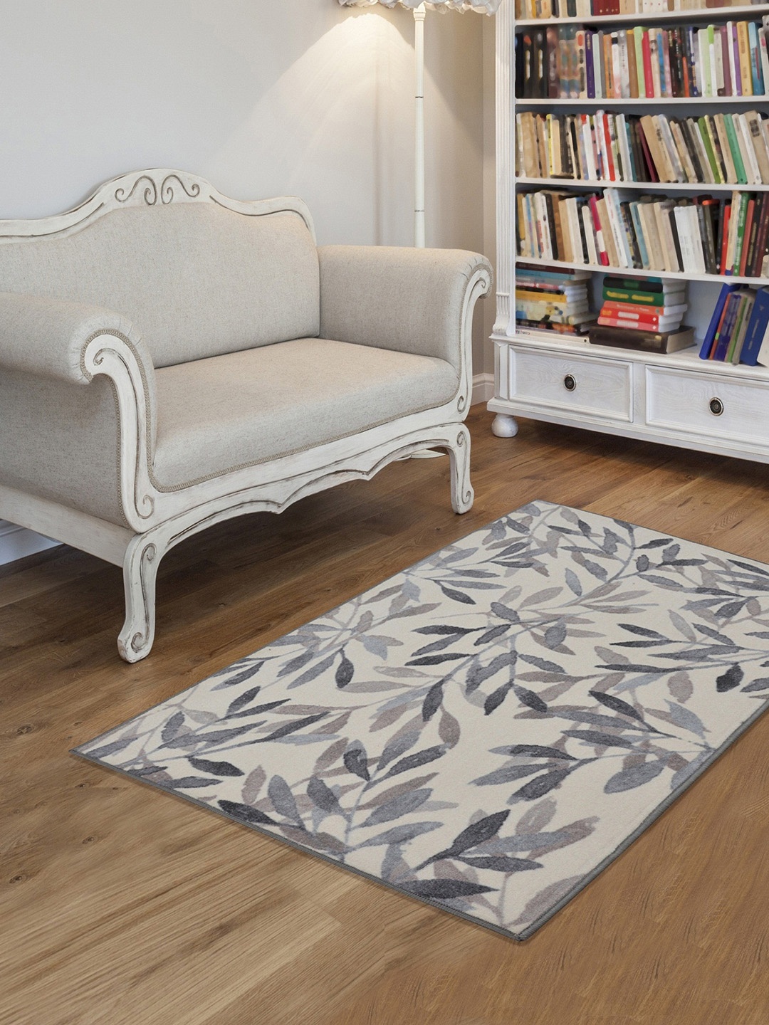 

RUGSMITH Beige & Grey Floral PatternPremium Quality Anti-Skid Birch Rug