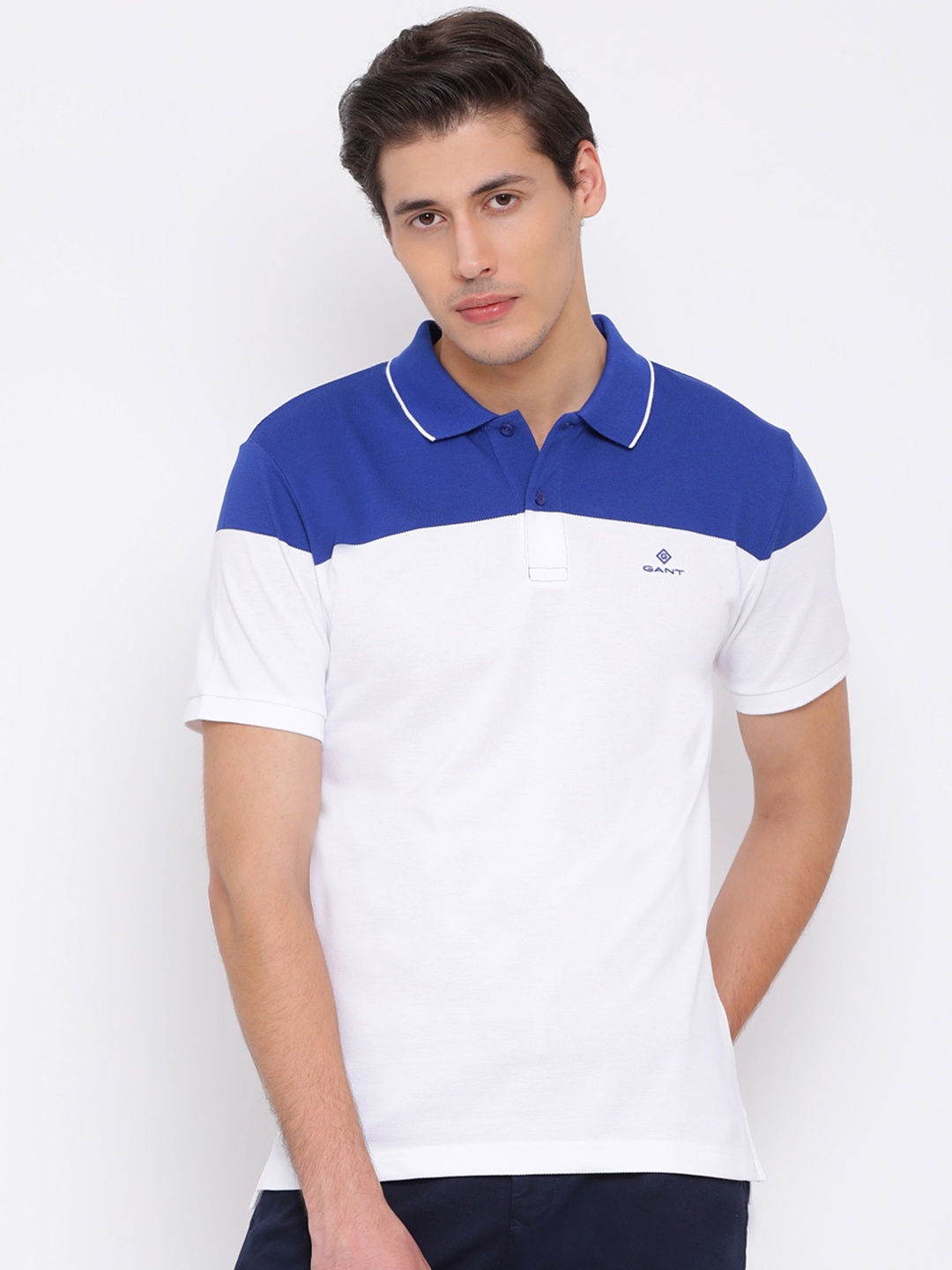 

GANT Men White & Blue Colourblocked Polo Collar T-shirt