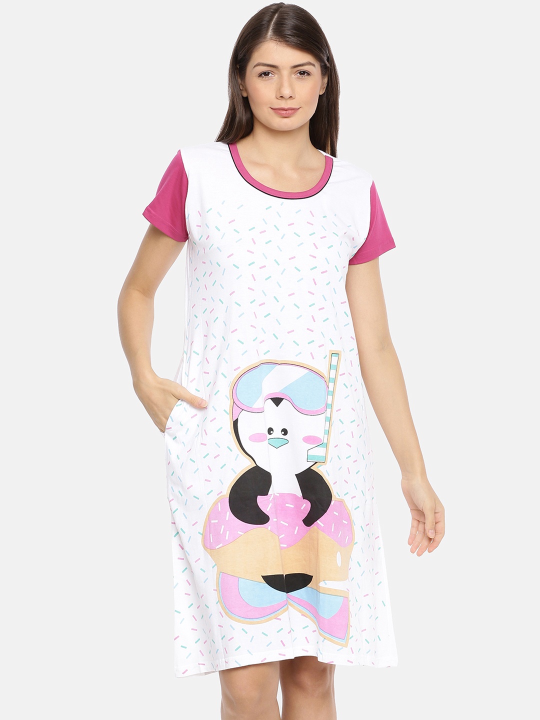 

Red Rose White & Magenta Printed Nightdress