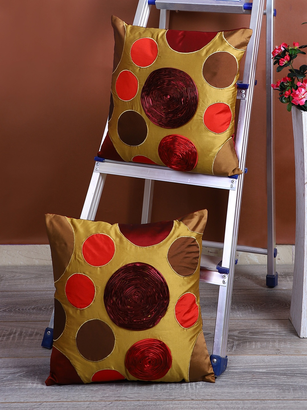 

eyda Copper-Toned & Maroon Set of 2 Applique Square Cushion Covers