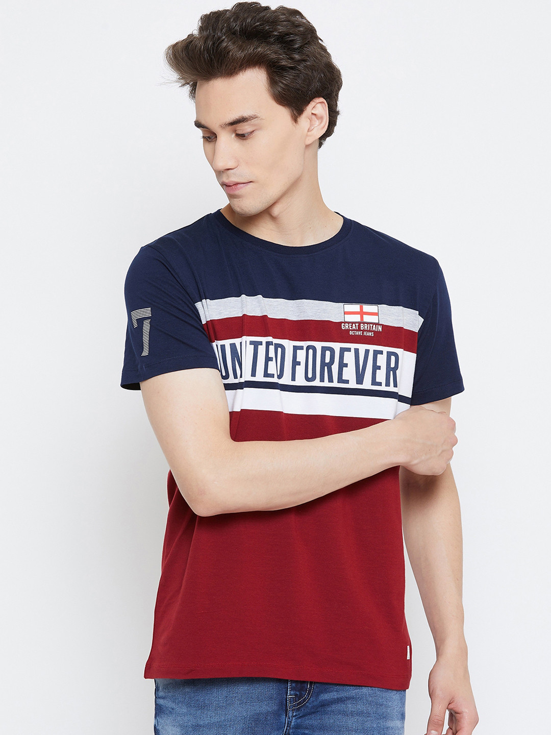 

Octave Men Maroon & Navy Blue Colourblocked Round Neck T-shirt
