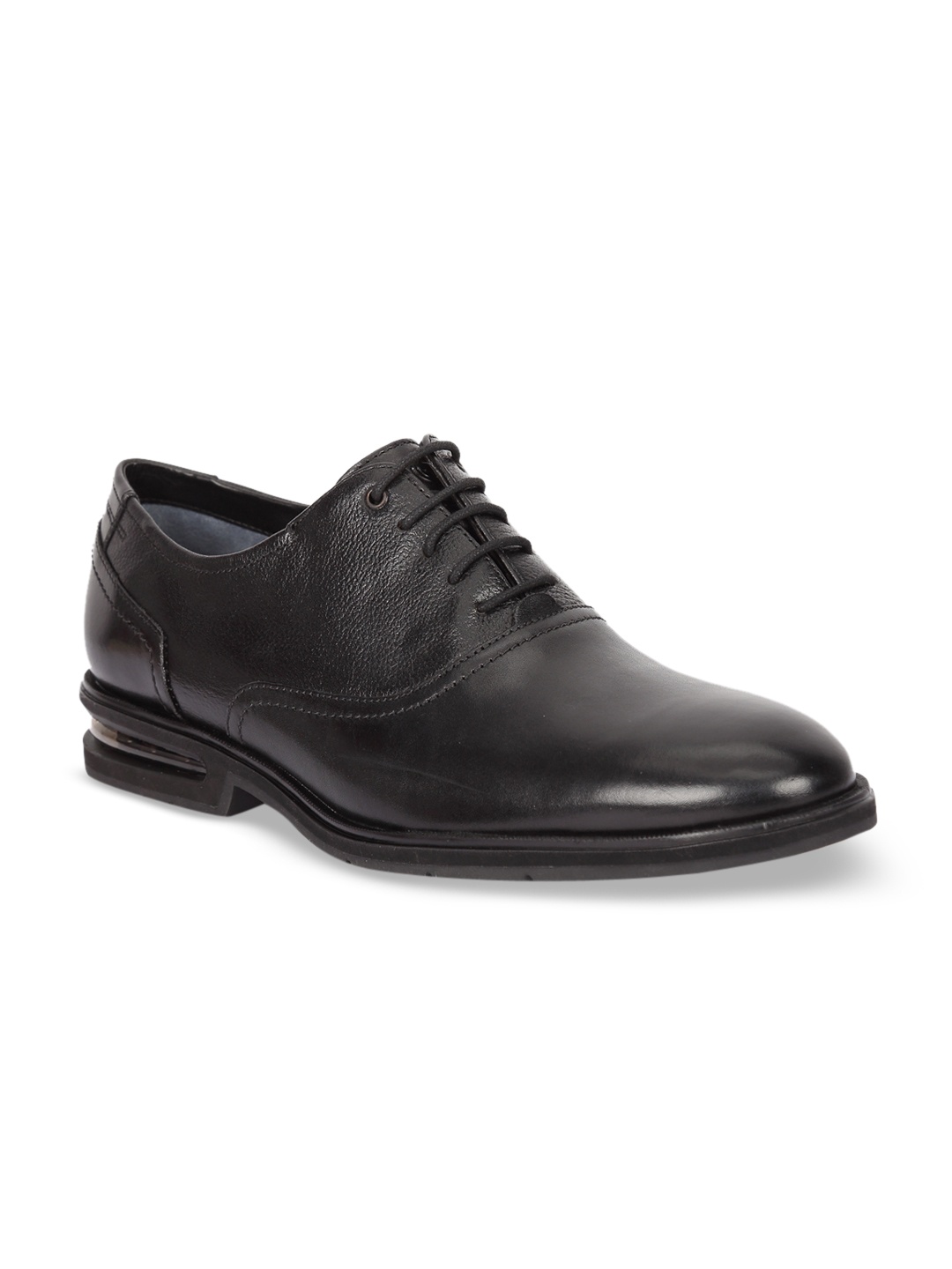 

Ruosh Men Black Solid Leather Aircube Formal Oxfords
