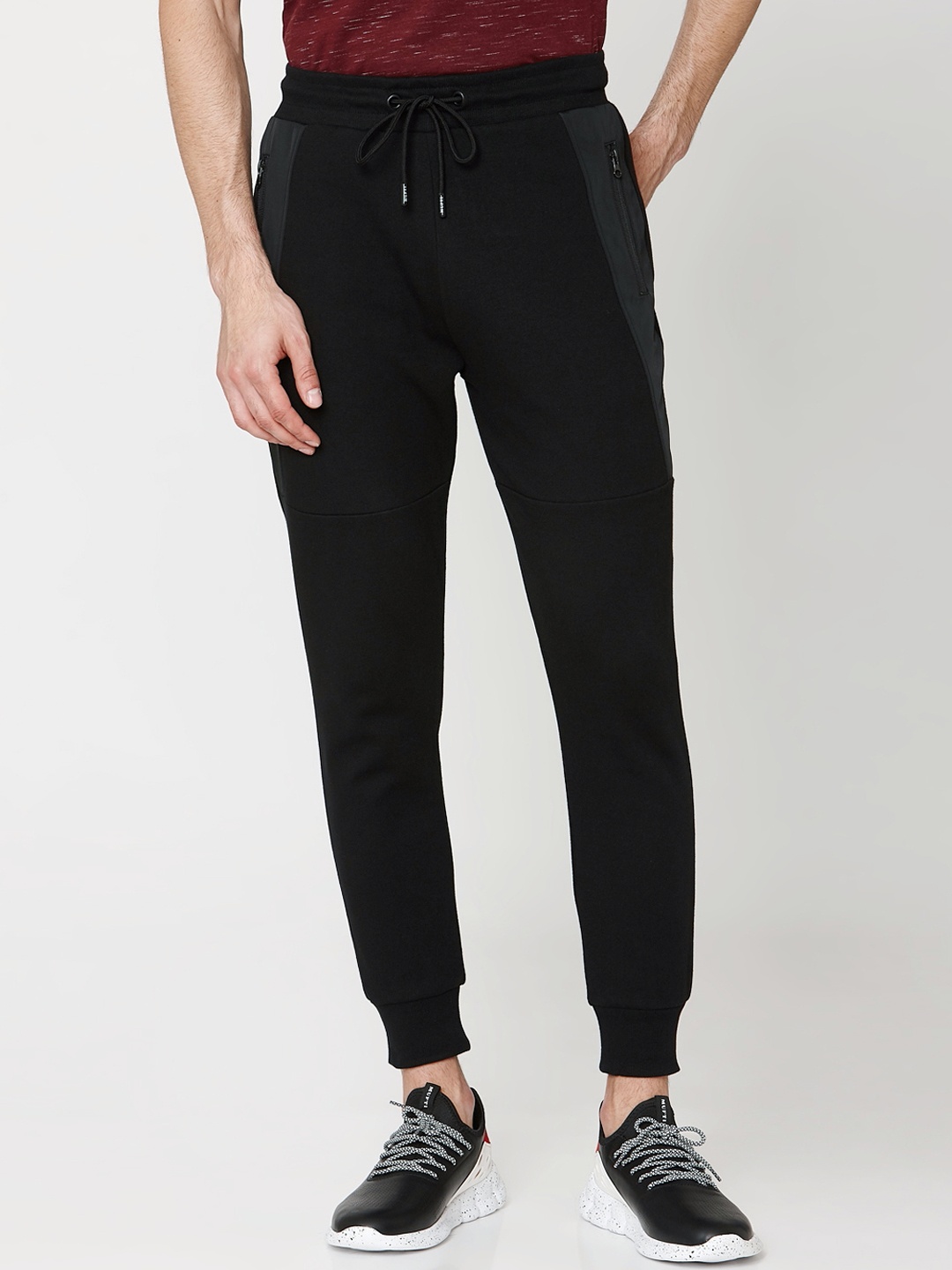 

Mufti Men Black Solid Joggers
